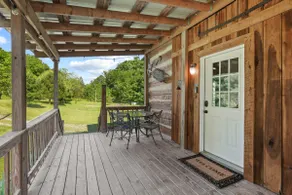 The Trails Retreat: 3BR/2BA Log Cabin with Hot Tub - Image 5