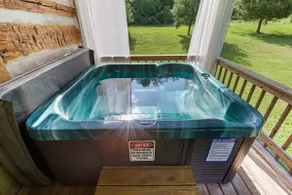 The Trails Retreat: 3BR/2BA Log Cabin with Hot Tub - Image 4