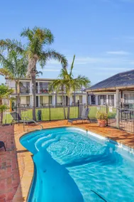 Admirals Lodge: Unit 1: Pet friendly - Image 5