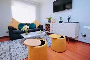 Lastarria -Beautiful Apto. with Parking and Aircon - Image 4