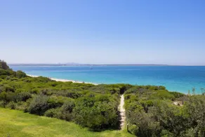 Shoal Bay Shores, modern beachfront unit + Wifi - Image 3