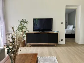 The Garden Apartment - Image 3