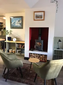 Old Post Office Studio Apartment - Image 3