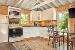 Gray Chalet - Private Lakefront + Boats - Image 5