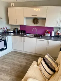 Disabled & pet friendly with enclosed garden - Image 2