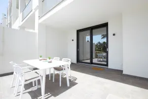 Ground floor with garden, pool and ocean views! - Image 5
