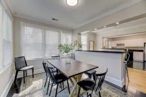 Sweet Suite on Sunset - Image 3