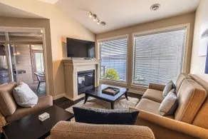 Breathtaking Lakefront Condo with Boat Slip - Image 3