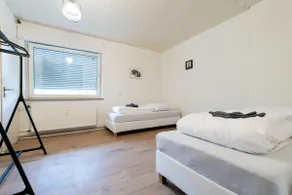 Worker Apartment near Enschede - 4 Bedrooms - 8 Single Box-Spring Beds - Image 5