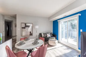 *SakuraFantasy*Flagship W A/C luxury condo in UofA - Image 3