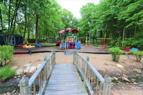 Captain's Retreat! Newly Renovated - few steps from the beach! - Image 3