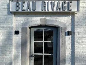 Charming cottage on the banks of the Meuse - Image 2