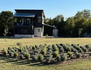 Texas Lavender, a modern romantic country retreat. - Image 2