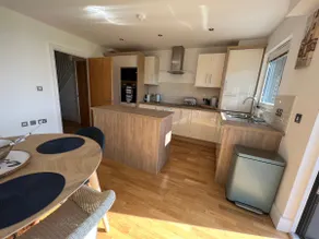 3 bedroom marina home - ‘Well Chilled’ - Image 4