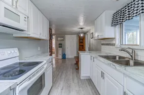 Charming 2 Bedroom Home At Atwood Lake- - Image 5