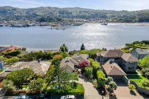 Enjoy Water Views at this Marin Family Retreat - Image 3