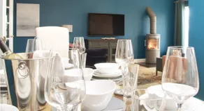 STUNNING LODGE MINUTES FROM THE SEA AND GOLF COURSE - Image 5