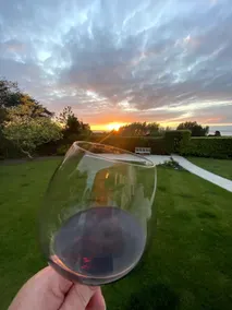 STUNNING LODGE MINUTES FROM THE SEA AND GOLF COURSE - Image 4