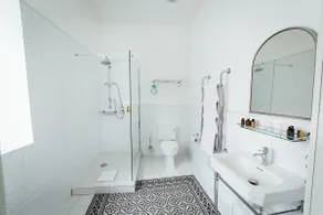 Design Studio in Sherlock Apartments - Image 3