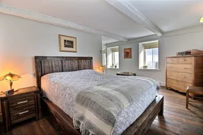 Lovely villa with superb views of the river. - Image 4