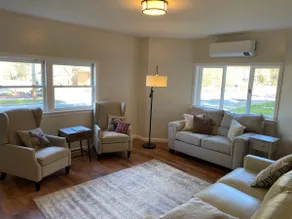 Bright 3-Bdrm Stunning House - Lake/River/Hiking - Image 2
