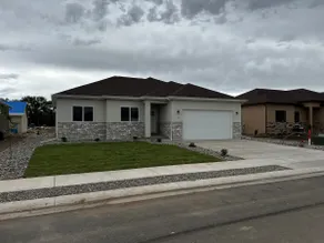 New home in Montrose by Black Canyon & ski slopes - Image 3