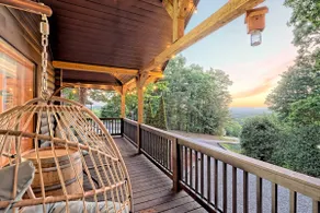 Unforgettable Sunsets On The Ridge & King Beds - Image 2
