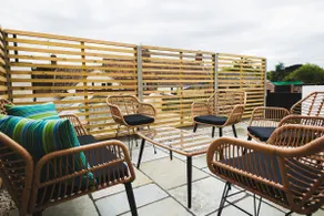 Cathys Cottage, Sun Trap Patio, Modern 3 Bed, Central, Parking - Image 4