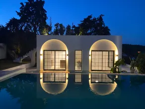 Charming Villa with Private Pool & Excellent View - Image 4
