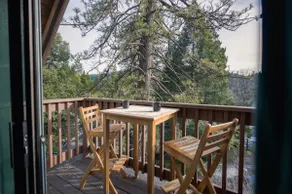 Gregory’s Lake Gregory Cabin! - Image 5
