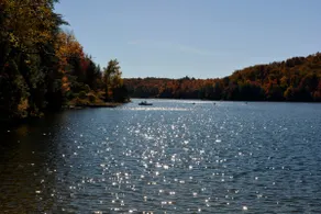 New Ski/Lake house for all seasons- Minutes to all - Image 3