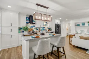 Cozy Vacation Home * Heated Pool*Near The Beach ! - Image 3