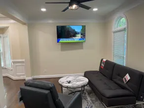Vacation pool house at the heart of Ballantyne - Image 3
