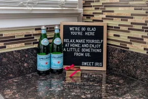 Cozy Retreat @ The Sweet Iris - Image 5