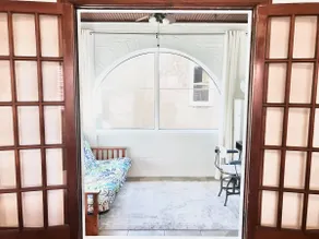 Cozy Retreat @ The Sweet Iris - Image 3