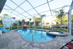 PALM CREEK GETAWAY spring meets gulf+pool & spa - Image 2