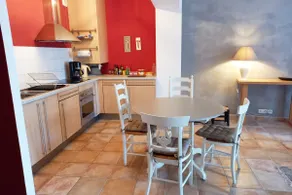 At Emma's, in the heart of Auray. - Image 2