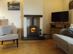 Breathtaking Blencathra bolthole with woodburner - Image 2