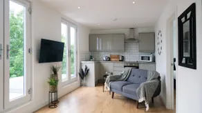 The Kop End Penthouse - Image 5