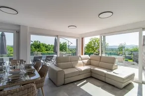 Villa Rosemary with private pool and EV Charger - Image 2