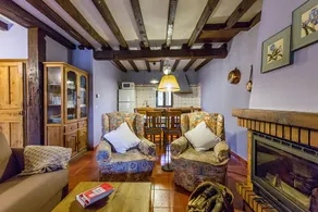 Umbria House with garden, barbecue and fireplace - Image 4