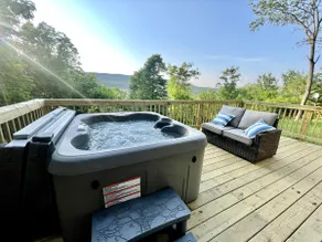 Secluded Mountain Top Cabin /hot tub+Wif - Image 2