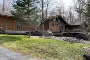 Luxury Cabin with Indoor Heated SaltWater Pool! - Image 3