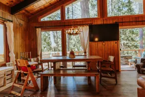 Sleepy Bear chalet w/AC Private lake - Image 4