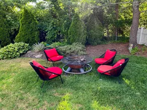Lovely Apartment~ Fully Furnished, Private Yard - Image 4