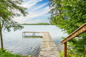 Lakefront 3 BR Winter/Summer Wonderland (sleeps 8) - Image 3