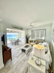 Beachside 2 Bedroom apt with beach access - Image 2