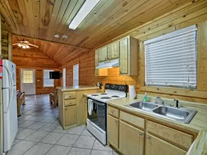 30C 1 bedroom cabin in great location at Pickwick! - Image 3