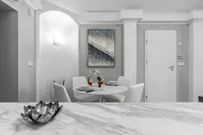 2 - Chic Apartment - Image 4
