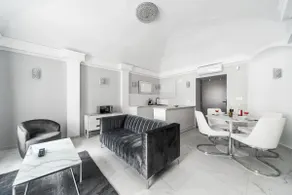 2 - Chic Apartment - Image 3